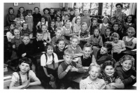 Openbare lagere school  ca.1947. 3e en 4e klas