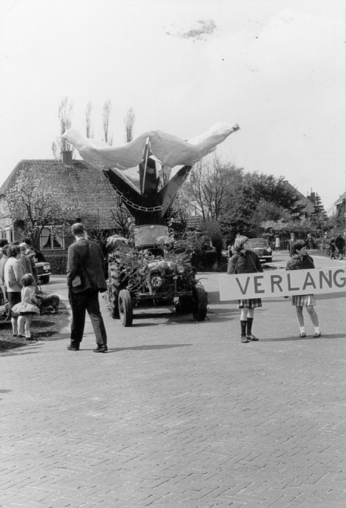 Bevrijdingsfeest ca.1960 Stachouwerweg