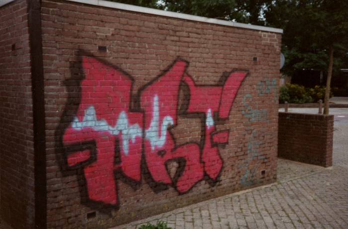 Grafitti nabij  Sporthal de Grenspaal