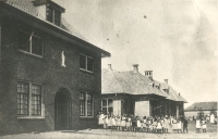 RK Lagere school  met klooster