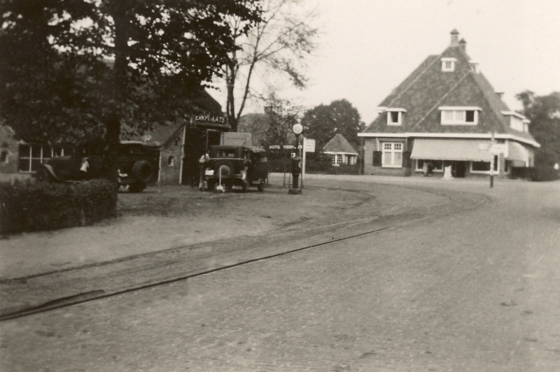 hoek Torenlaan Huizerweg ca 1935