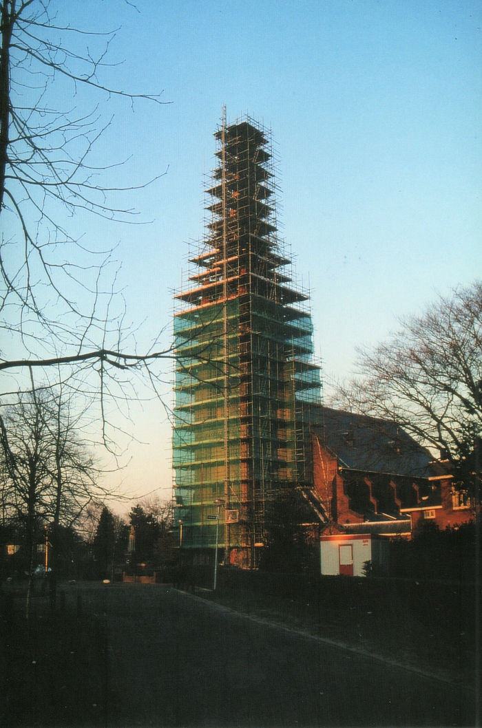 verbouwing RK Vituskerk 1990