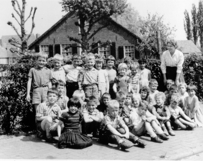 RK Bernardusschool 1958 - 1959 1e klas